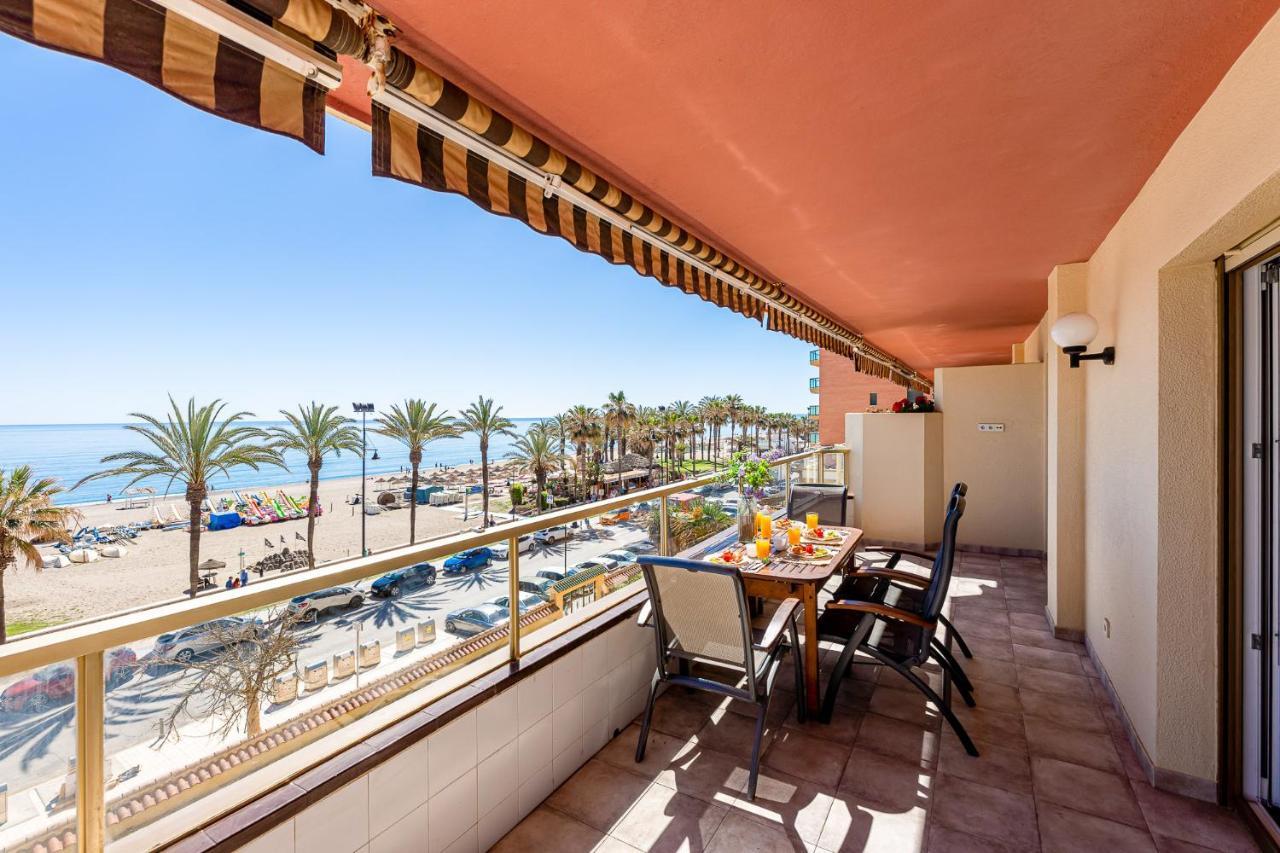 797 Holiday Rentals - Amplio Piso Con Terraza En Primera Linea De Playa 托雷莫利诺斯 外观 照片