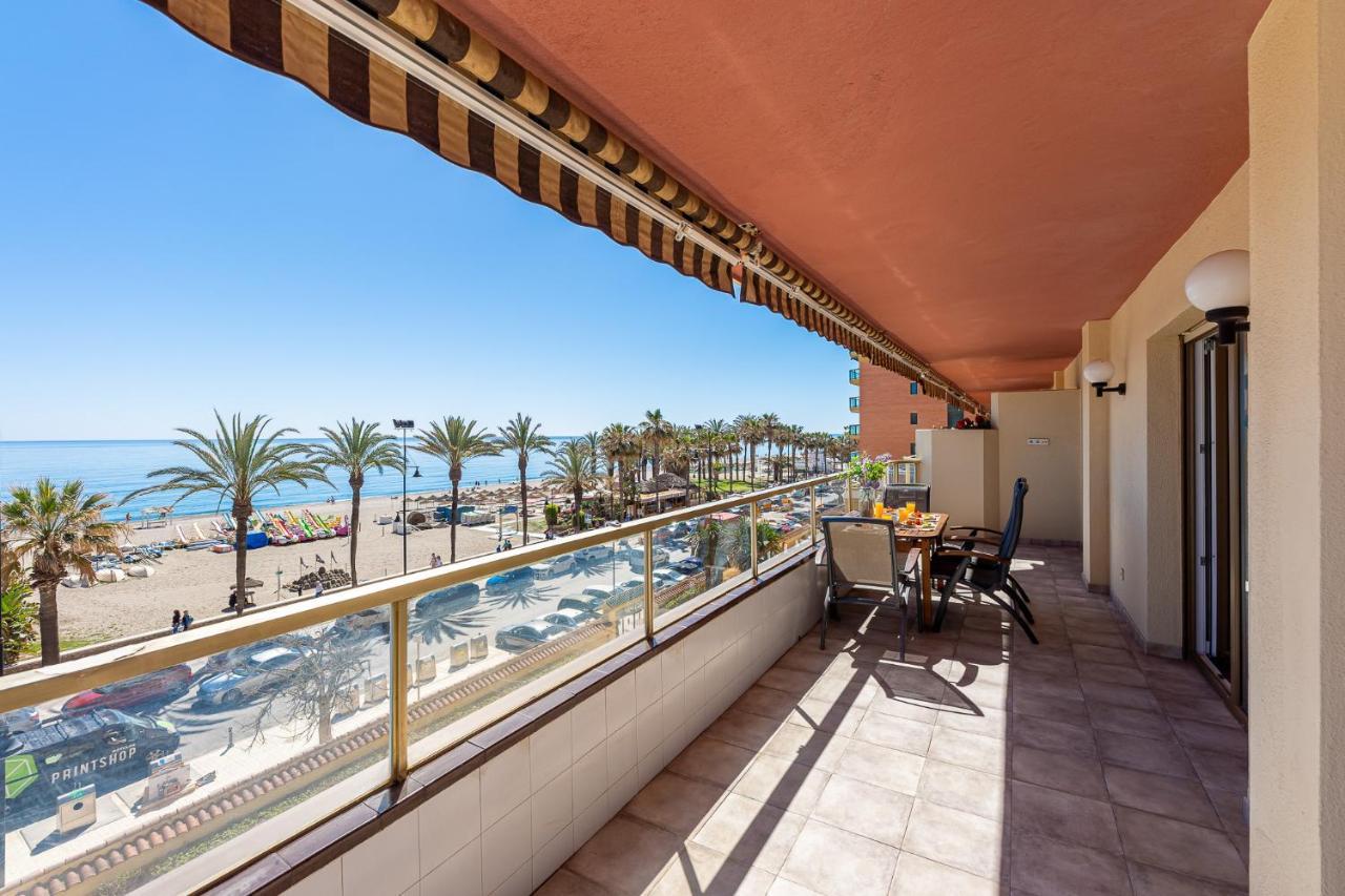 797 Holiday Rentals - Amplio Piso Con Terraza En Primera Linea De Playa 托雷莫利诺斯 外观 照片